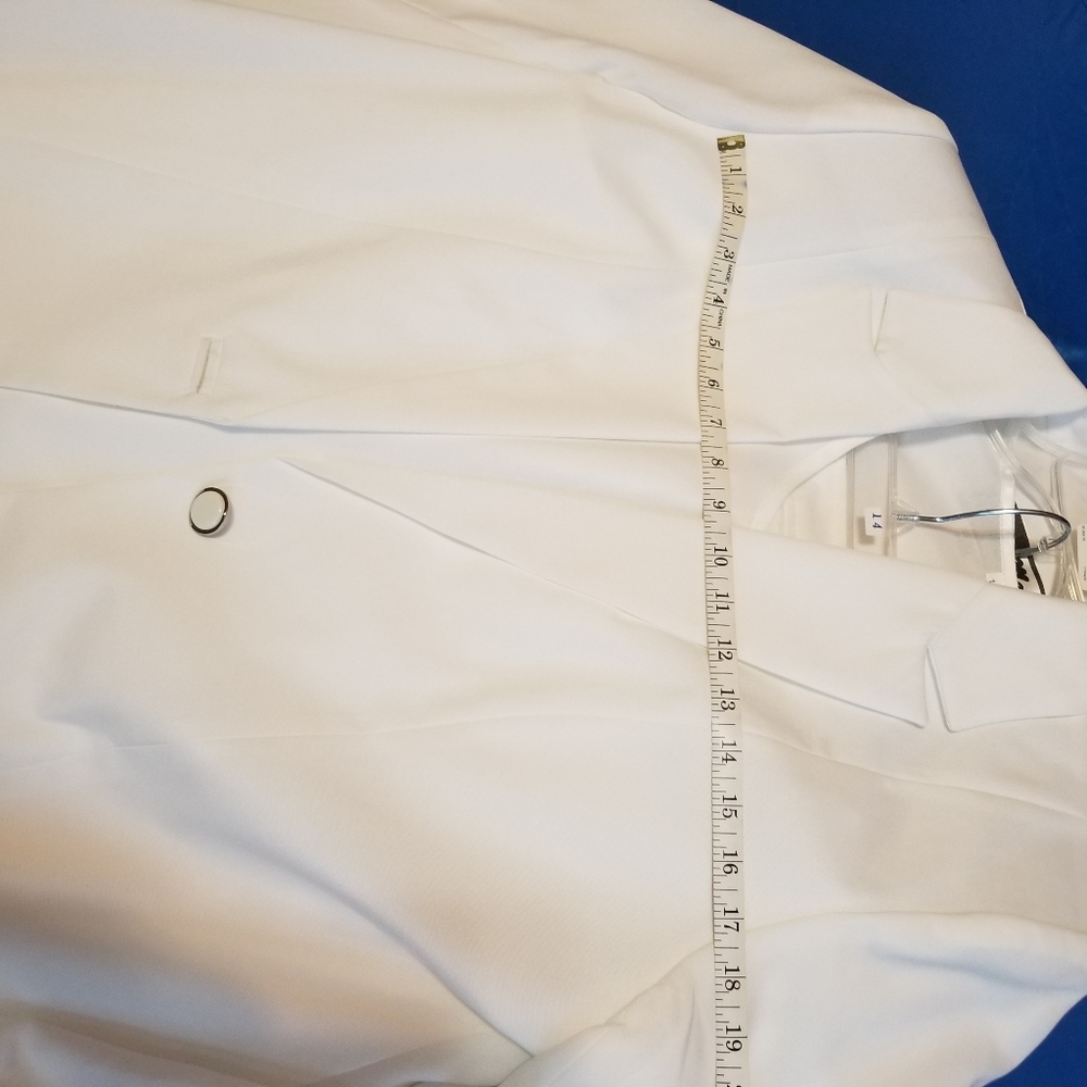 Off white 3 piece pant suit